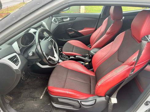 Used 2015 Hyundai Veloster Turbo R-Spec image 10