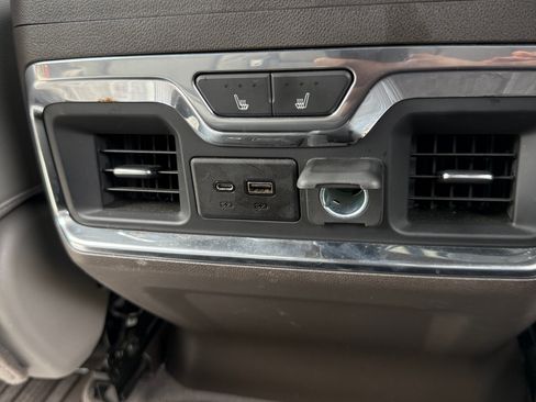 Used 2019 GMC Sierra 1500 SLT w/ SLT Premium Plus Package image 16