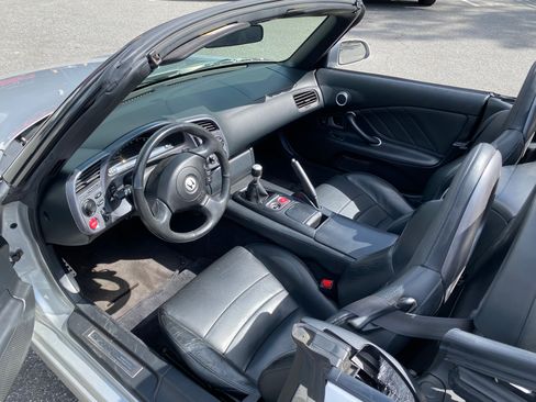Used 2002 Honda S2000 image 4