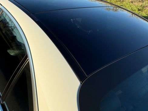 Used 2017 Mercedes-Benz C 300 4MATIC Sedan image 11