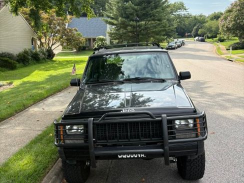 Used 1996 Jeep Cherokee 4WD 4-Door image 5