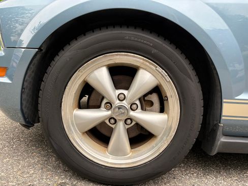 Used 2007 Ford Mustang Premium RWD image 19
