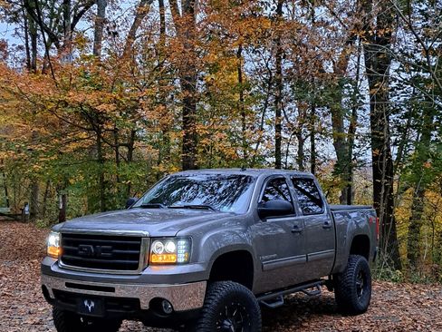 Used 2009 GMC Sierra 1500 SLE w/ Power Pack Plus image 13