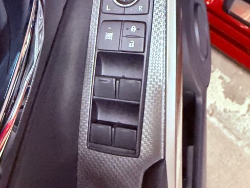 Used 2014 Lexus IS 250 image 11