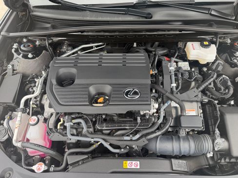 Used 2024 Lexus ES 300h w/ Premium Package FWD image 10