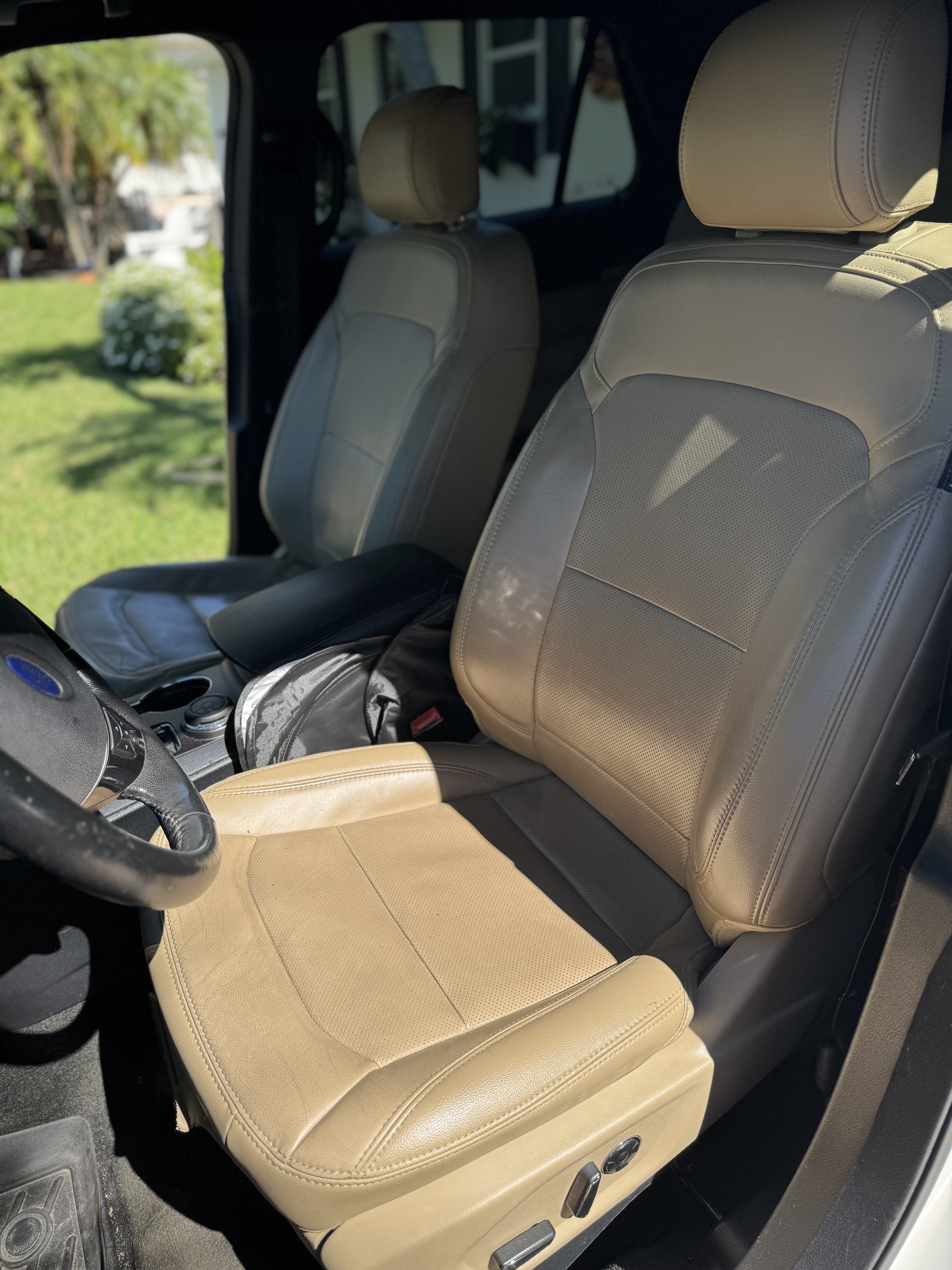 Used 2016 Ford Explorer Limited w/ Equipment Group 301A AWD/4WD image 12