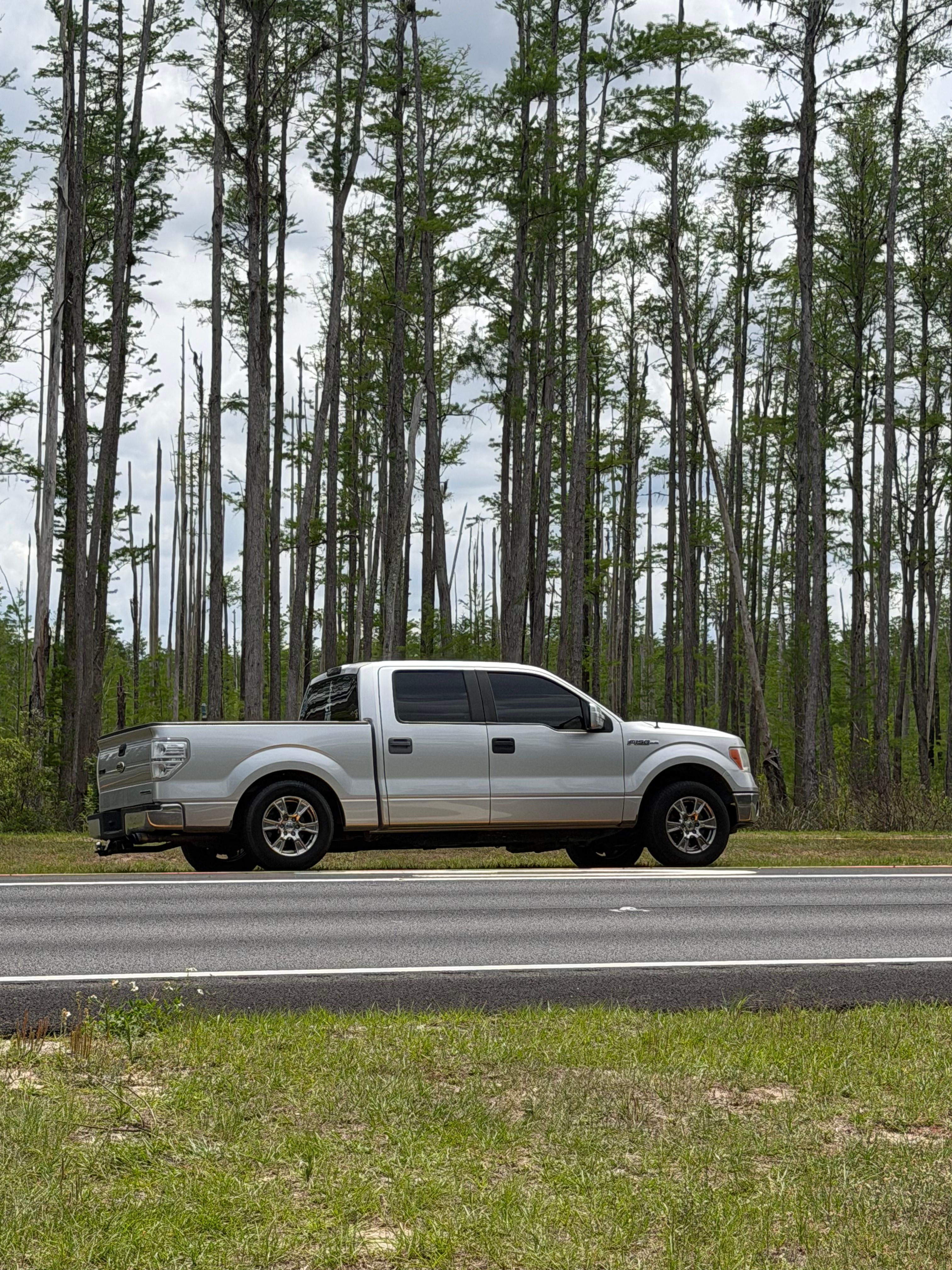 Used 2013 Ford F150 XL w/ Mid Equipment Group RWD image 1