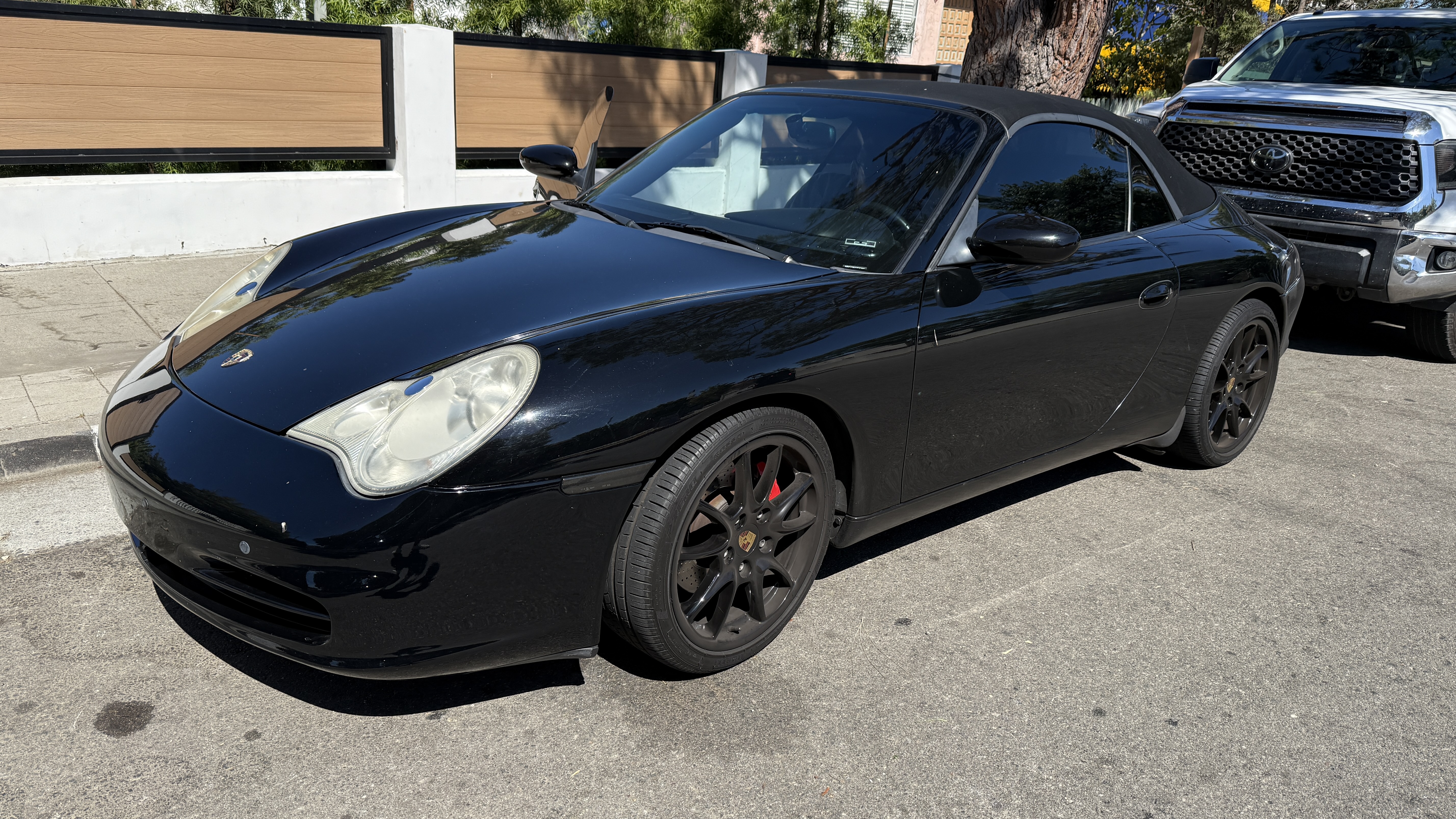 Used 2002 Porsche 911 Cabriolet image 8