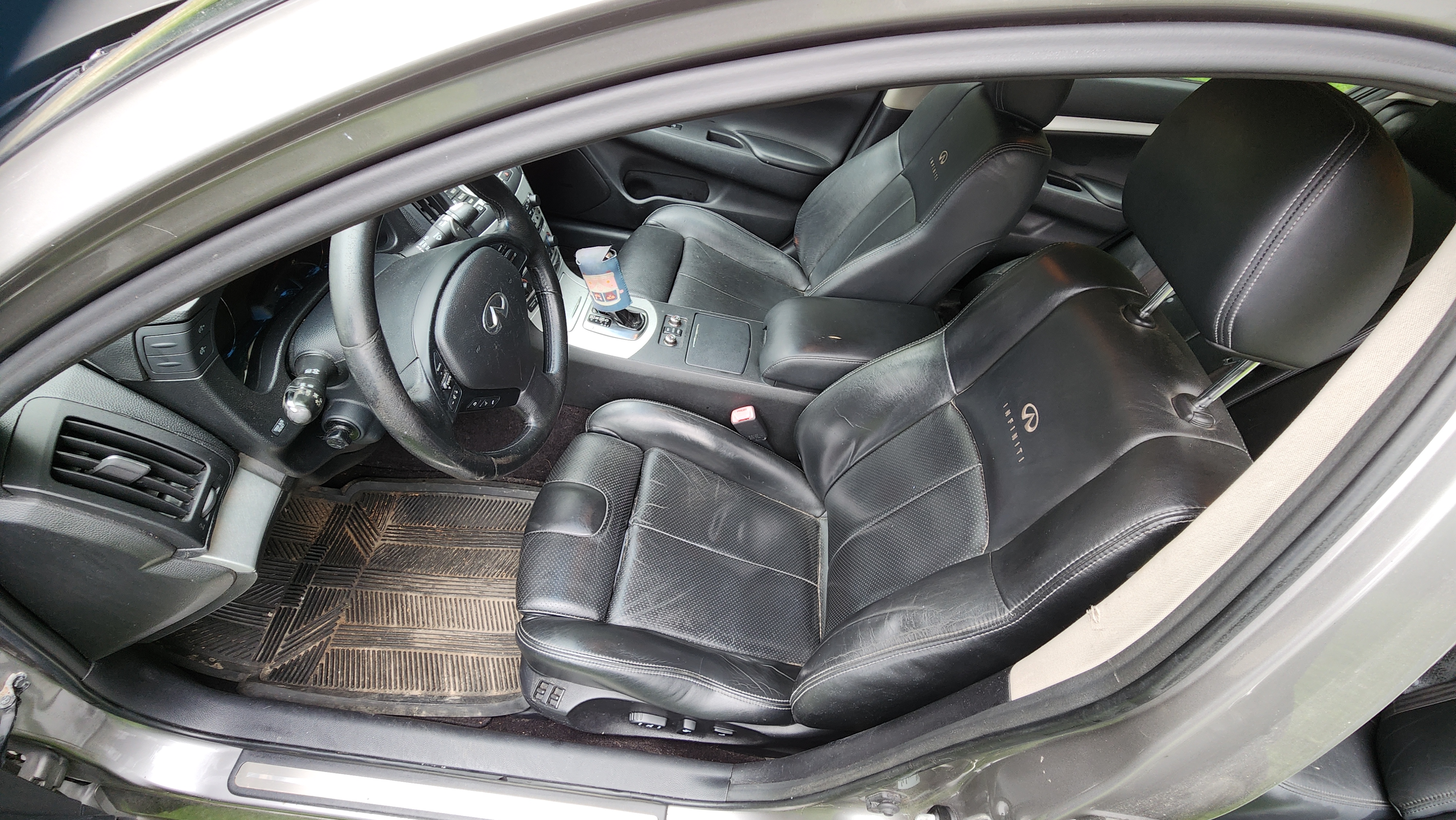 Used 2009 INFINITI G37 x Sedan w/ Premium Pkg AWD/4WD image 13