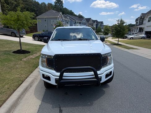 Used 2019 Ford F150 XLT w/ Equipment Group 302A Luxury RWD image 10