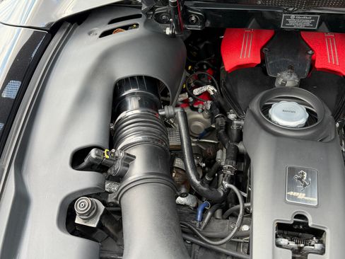 Used 2017 Ferrari 488 Spider RWD image 28