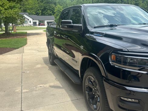 Used 2026 RAM 1500 Big Horn AWD/4WD image 5