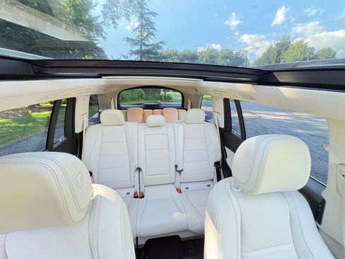 Used 2022 Mercedes-Benz GLS 450 4MATIC image 19