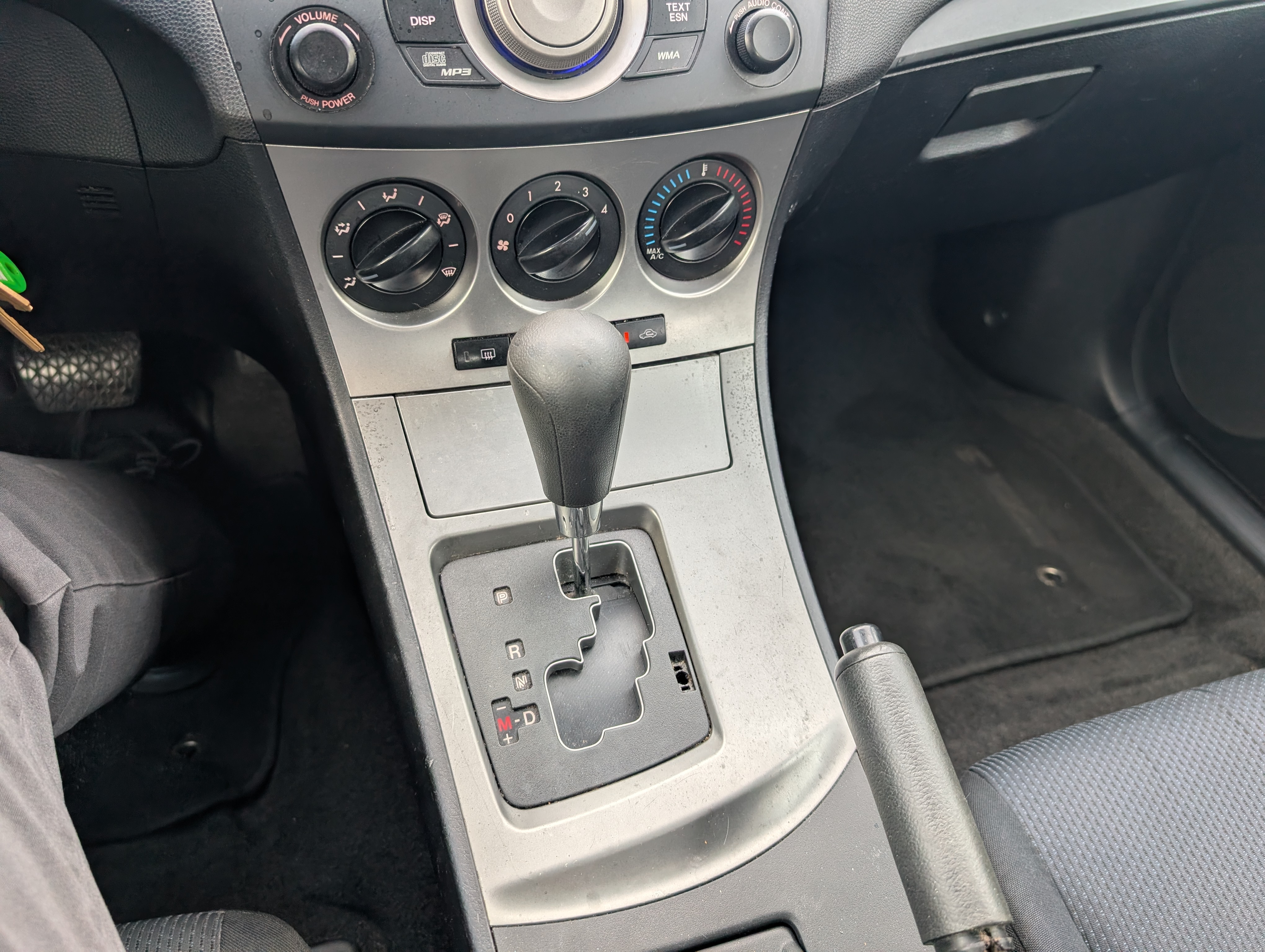Used 2011 MAZDA MAZDA3 i Sport FWD image 19