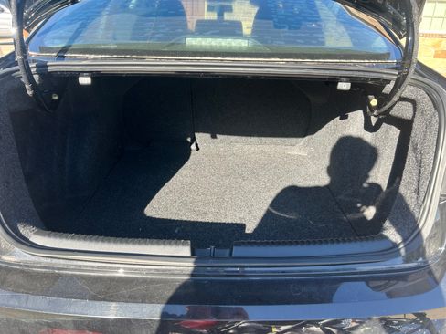 Used 2017 Volkswagen Jetta S image 6