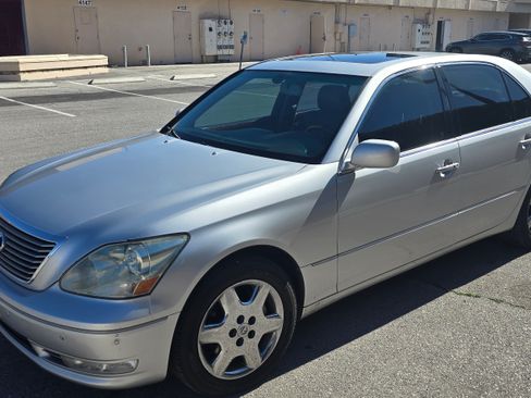Used 2004 Lexus LS 430 image 8