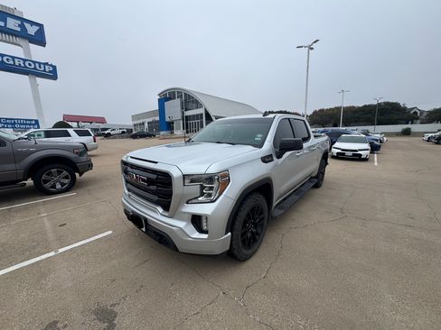Used 2020 GMC Sierra 1500 Elevation w/ Elevation Value Package image 13