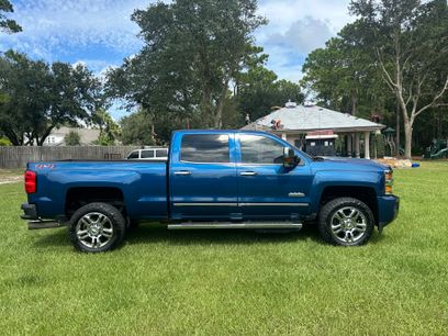 Used 2019 Chevrolet Silverado 2500 High Country w/ Duramax Plus Package