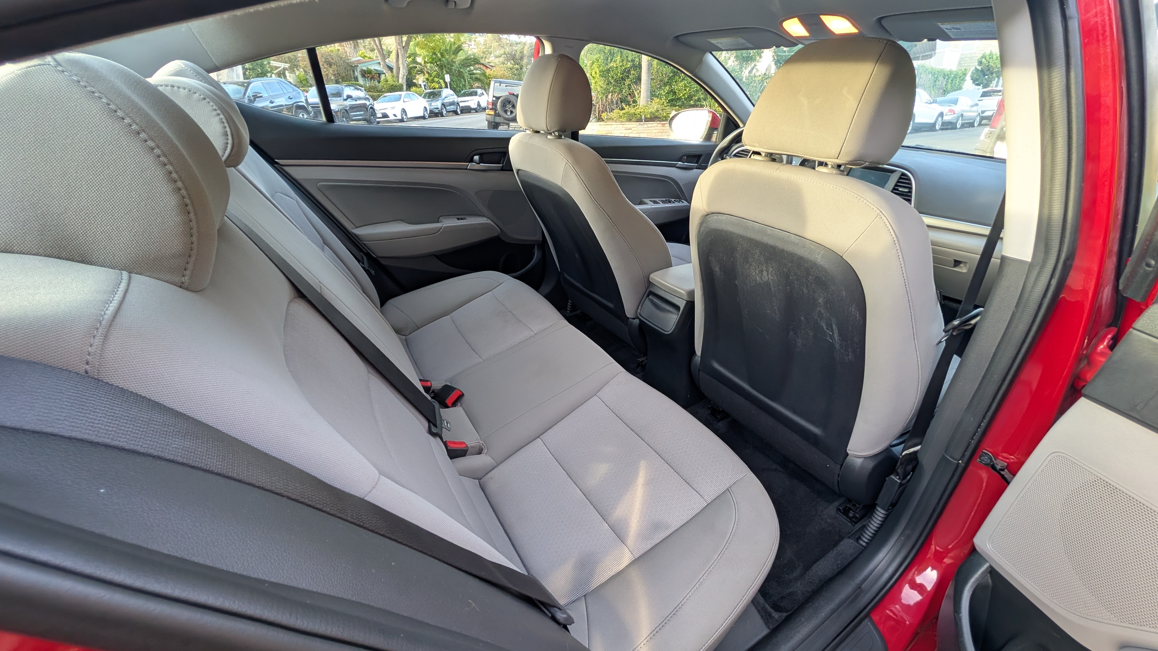 Used 2018 Hyundai Elantra SEL FWD image 26