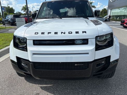 Used 2022 Land Rover Defender 110 X-Dynamic SE AWD/4WD image 15