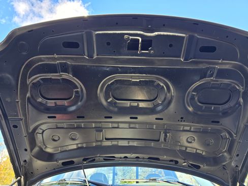 Used 2004 Ford F150 Lightning image 28