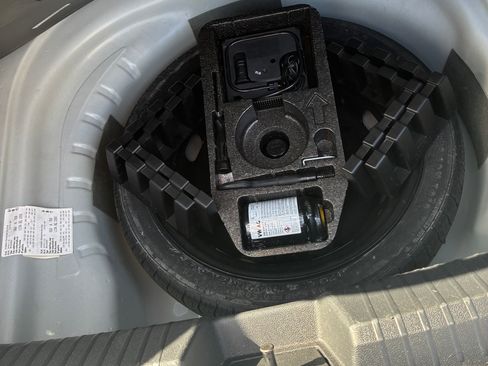 Used 2019 Volkswagen Jetta S image 6