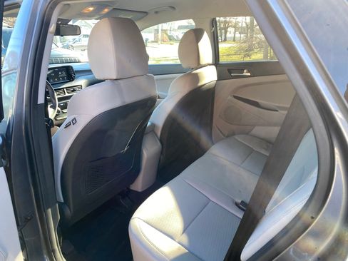 Used 2019 Hyundai Tucson SE image 9