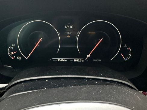 Used 2019 BMW 640i Gran Turismo xDrive w/ M Sport Package image 9