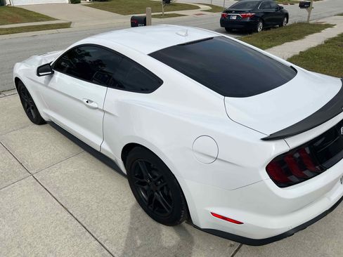 Used 2021 Ford Mustang Coupe image 2