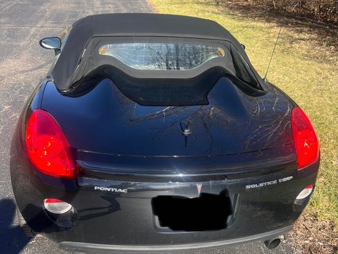 Used 2008 Pontiac Solstice GXP w/ Premium Package image 11