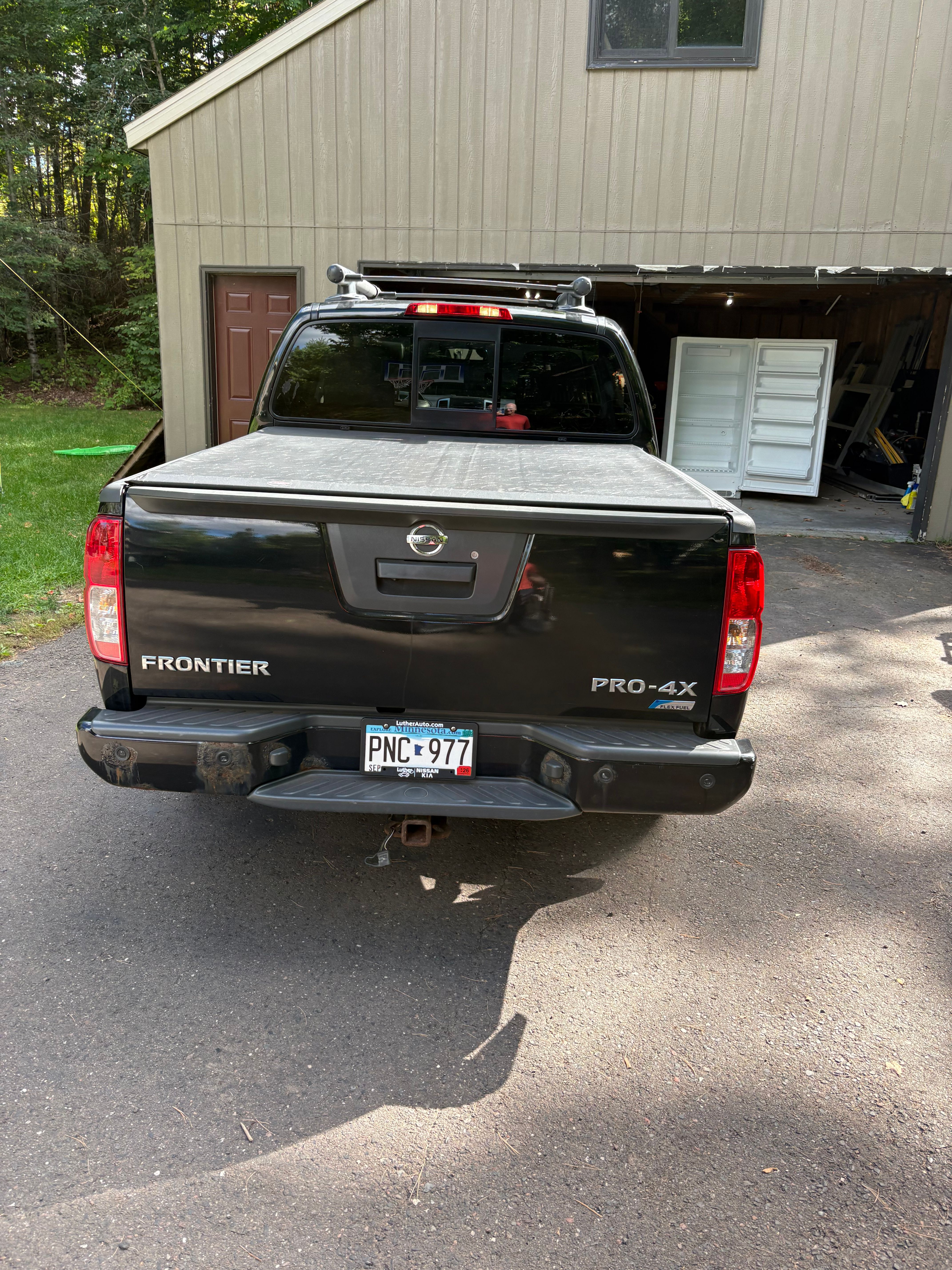 Used 2017 Nissan Frontier PRO-4X w/ Pro-4x Luxury Package AWD/4WD image 10