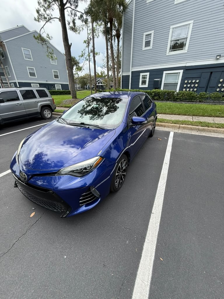 Used 2018 Toyota Corolla SE FWD image 7