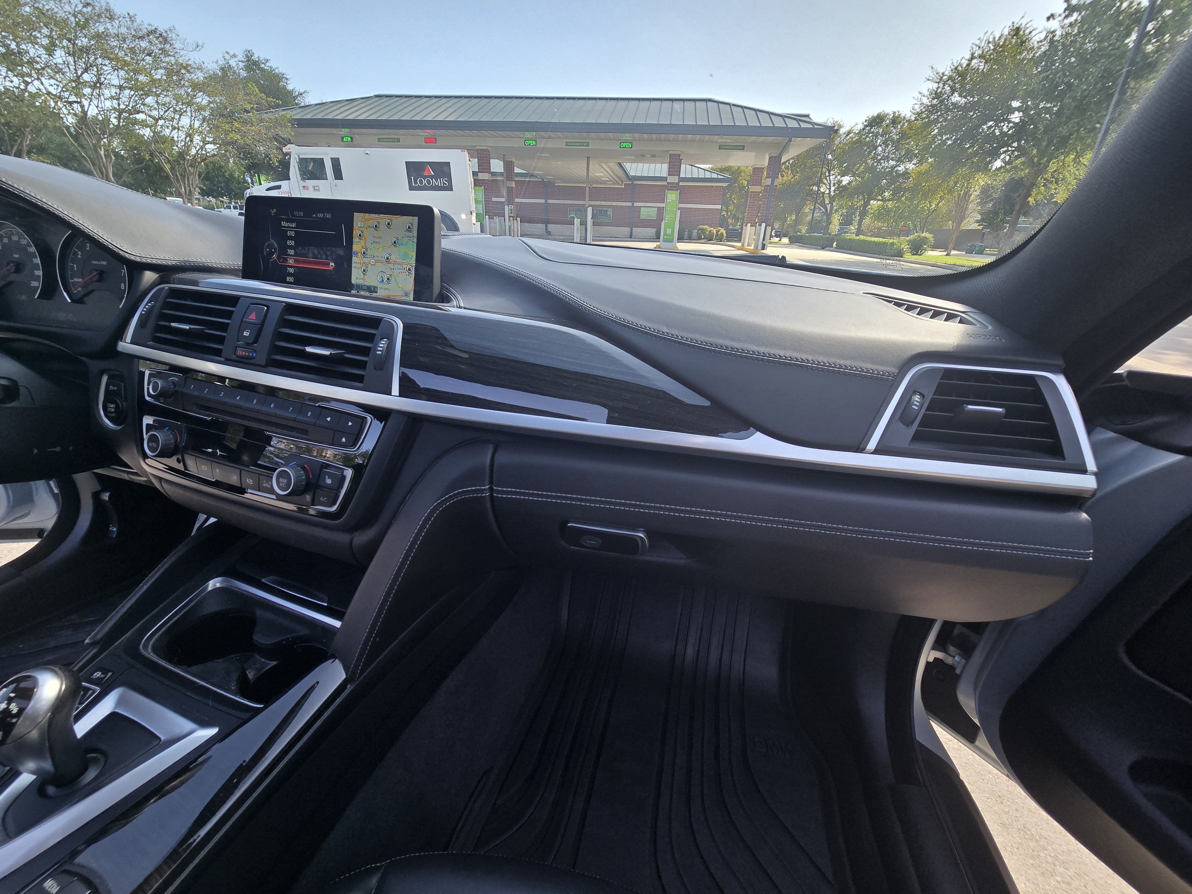 Used 2016 BMW M4 Coupe RWD image 16