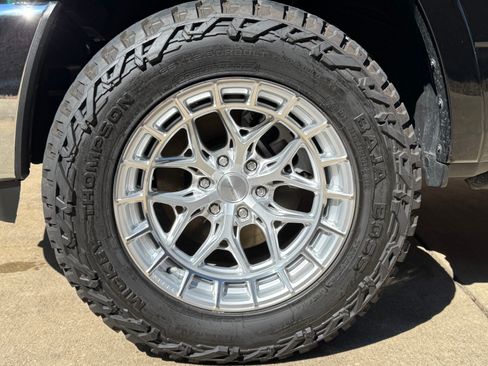 Used 2025 RAM 1500 Limited w/ Bed Utility Group AWD/4WD image 5