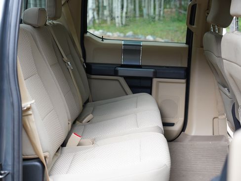 Used 2017 Ford F150 XLT w/ Equipment Group 302A Luxury image 30