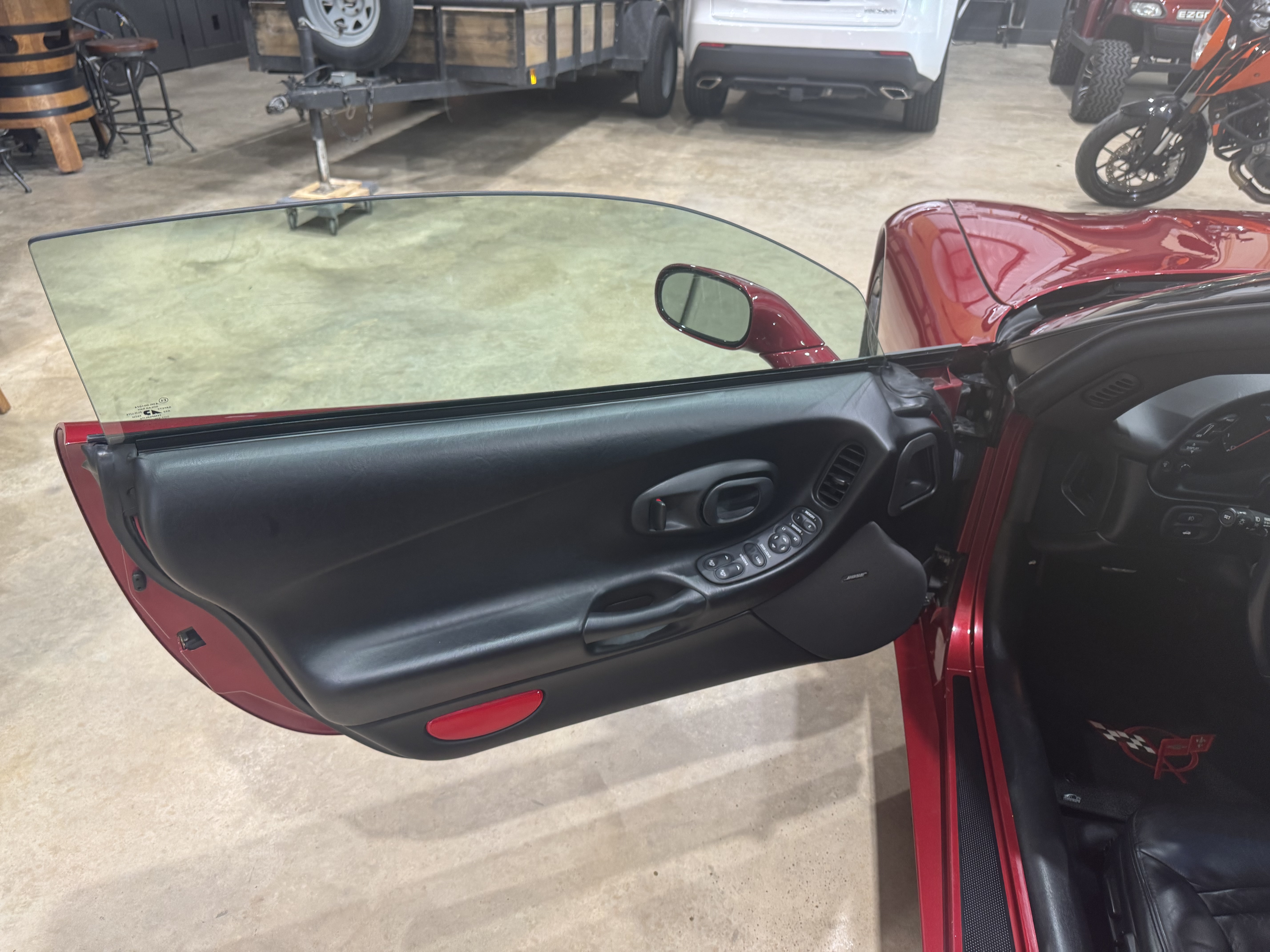Used 2002 Chevrolet Corvette Convertible w/ Preferred Equipment Group2 RWD image 14