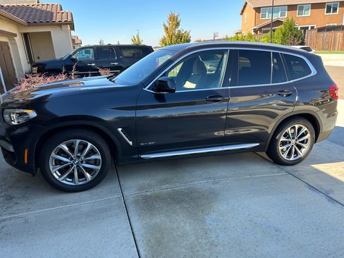 Used 2018 BMW X3 xDrive30i image 9