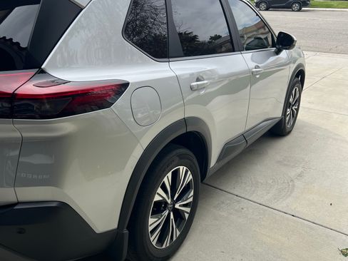 Used 2023 Nissan Rogue SV w/ SV Premium B Package image 6