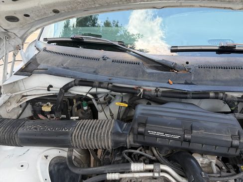 Used 1999 Dodge Ram 1500 Truck 2WD Quad Cab image 23