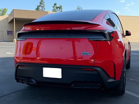 Used 2026 Tesla Model Y Performance AWD/4WD image 5