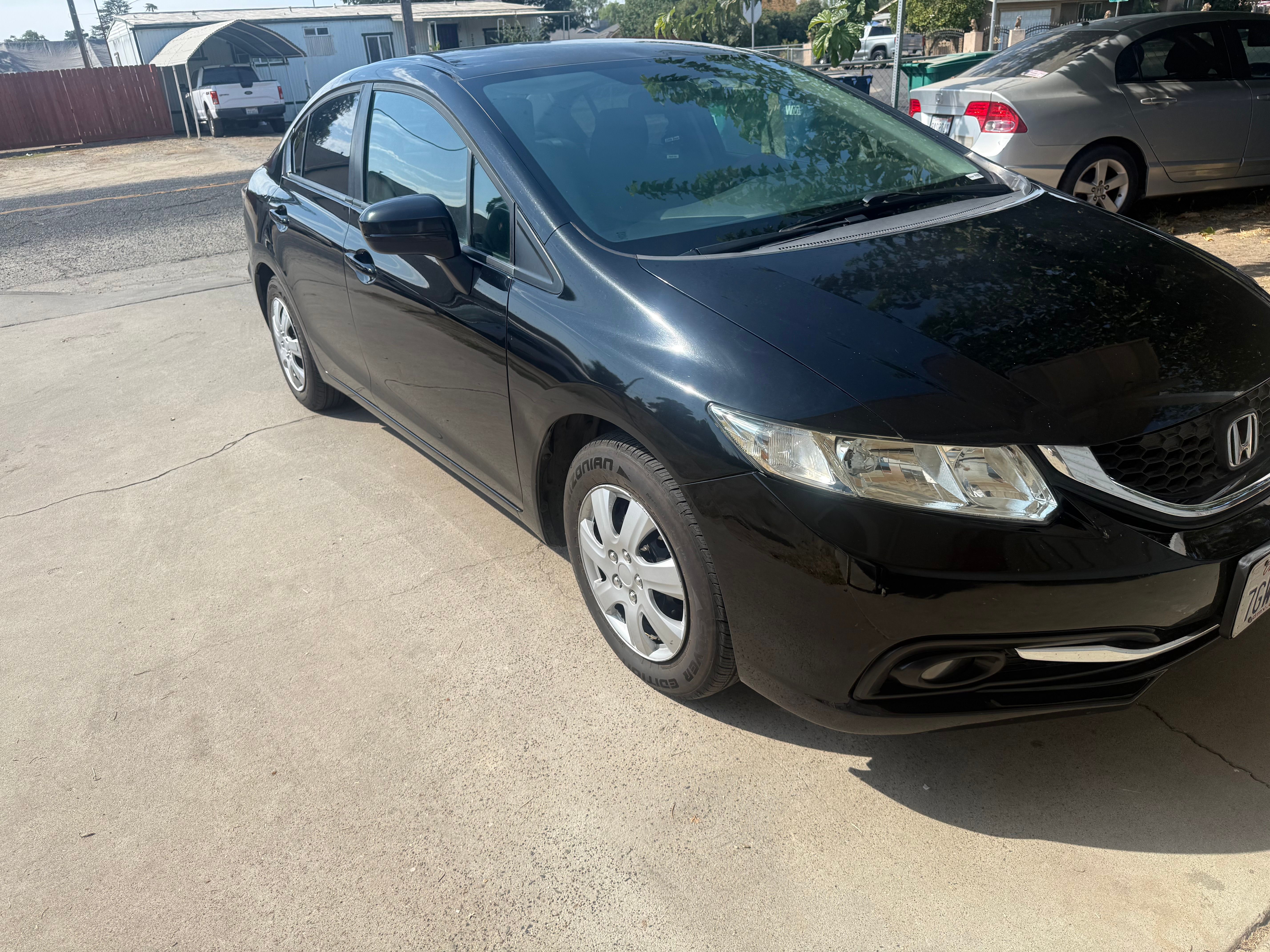 Used 2014 Honda Civic LX image 2