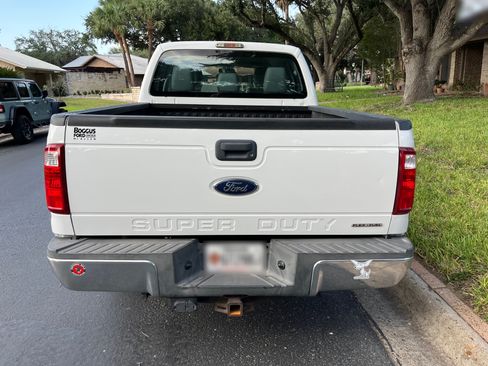Used 2015 Ford F250 XL w/ Power Equipment Group image 4