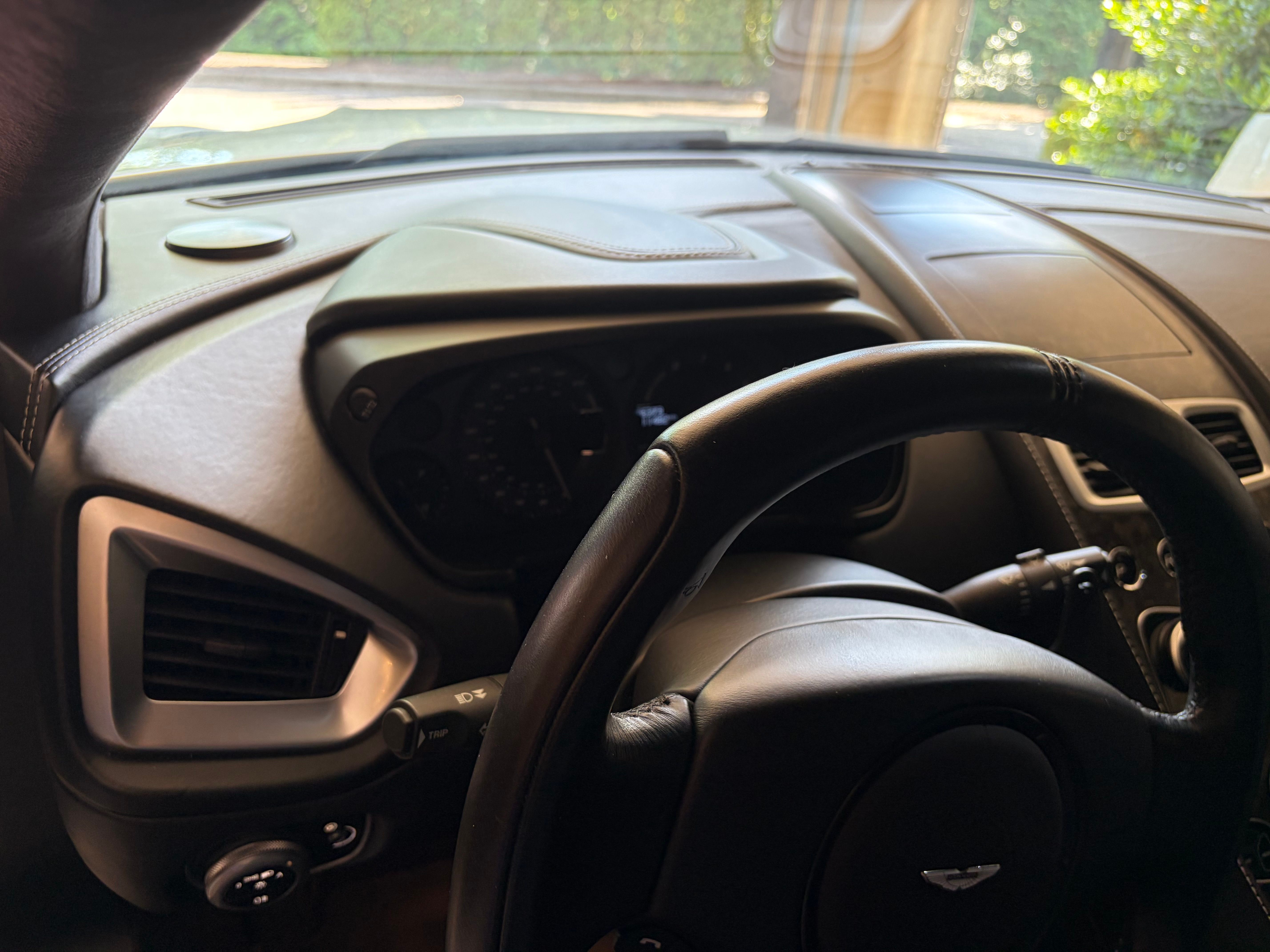 Used 2018 Aston Martin Vanquish S RWD image 29