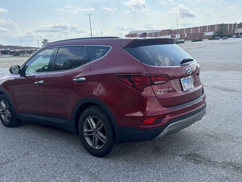Used 2018 Hyundai Santa Fe Sport w/ 2.4L Tech Package 04 AWD/4WD image 6