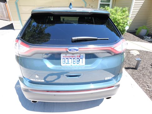 Used 2016 Ford Edge SEL w/ Equipment Group 201A AWD/4WD image 12