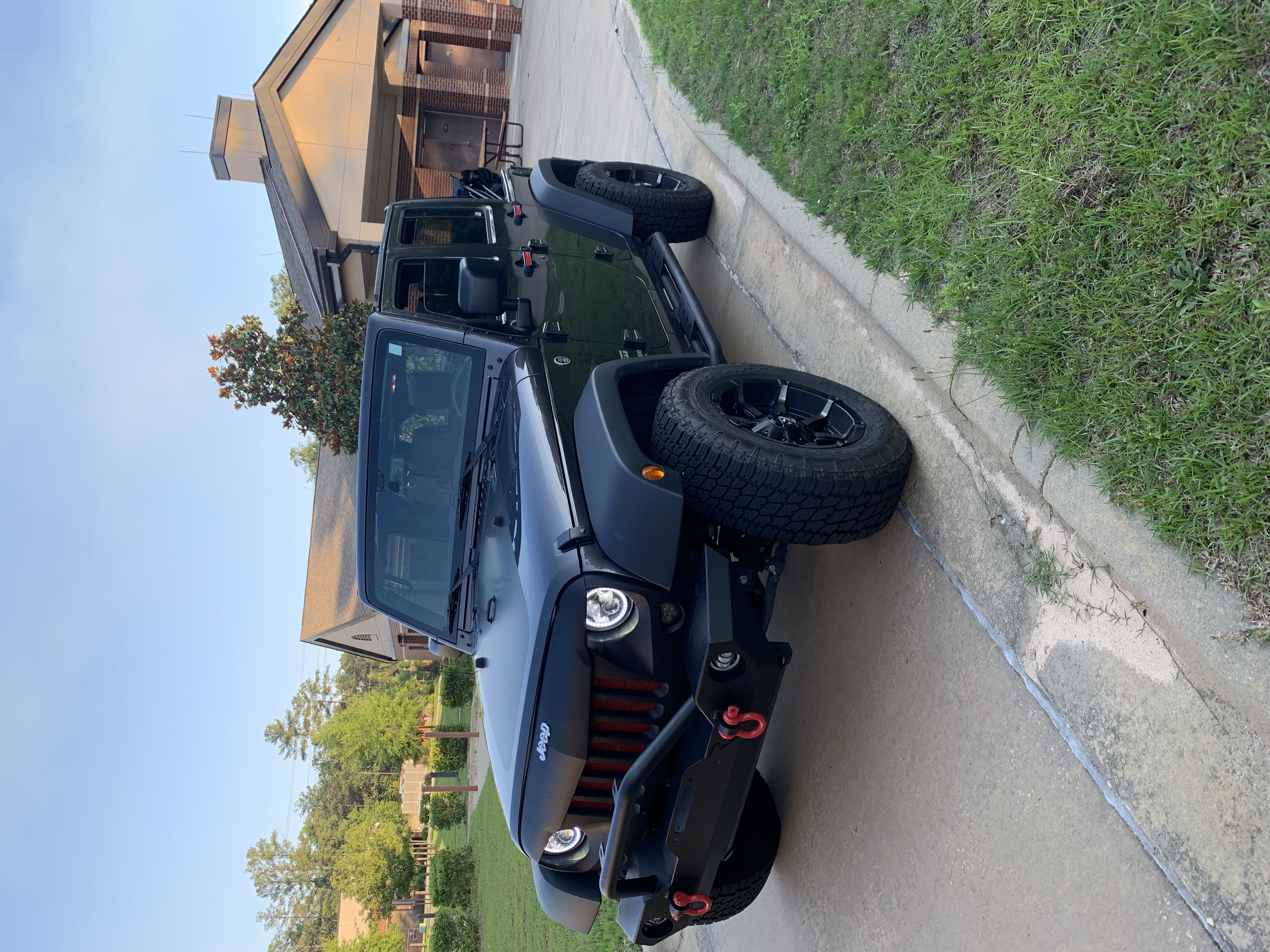 Used 2017 Jeep Wrangler Unlimited Sport w/ Quick Order Package 24S AWD/4WD image 1