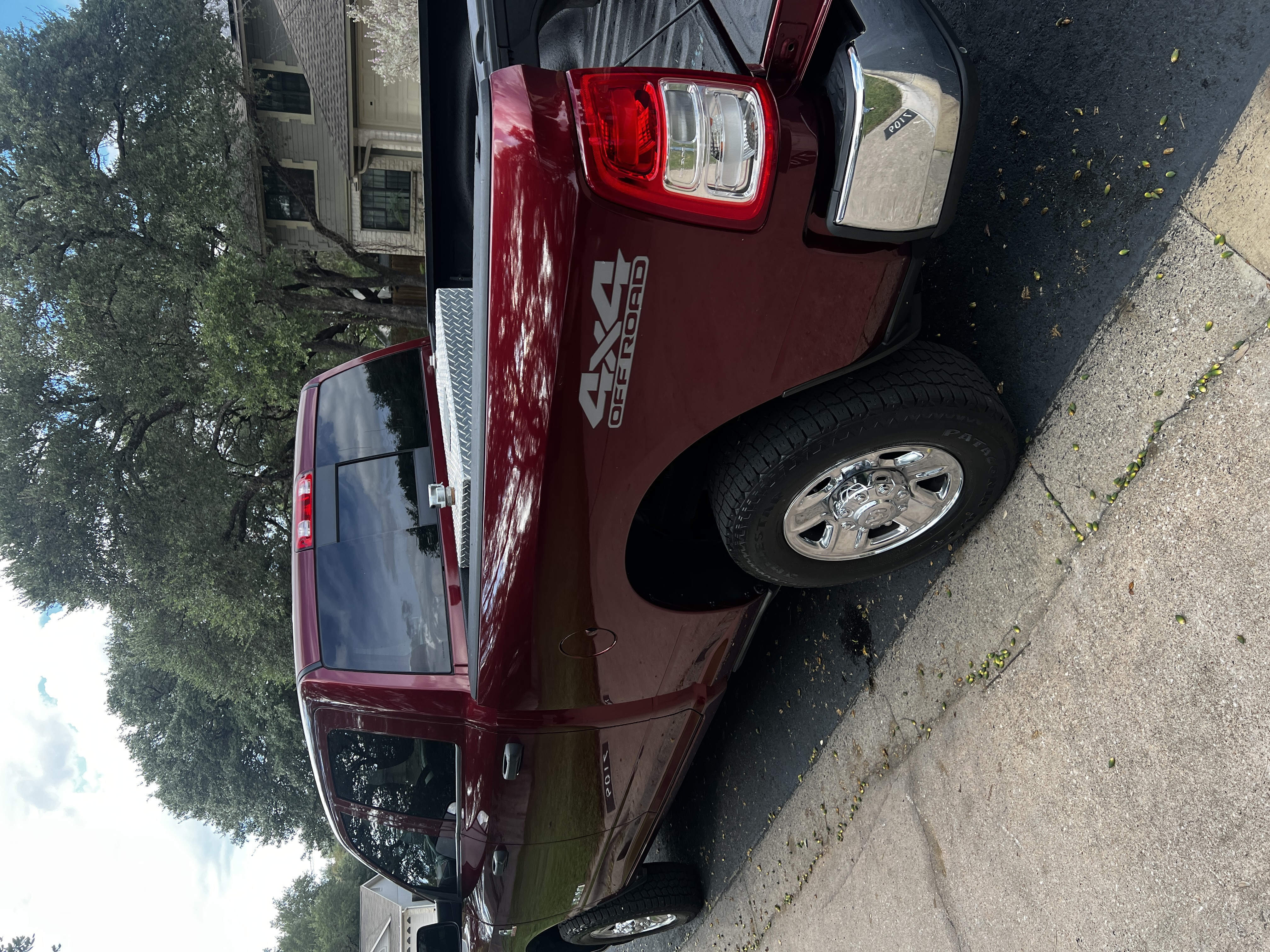 Used 2020 RAM 2500 Tradesman AWD/4WD image 2