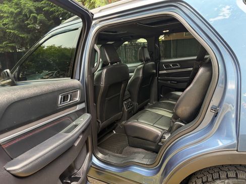 Used 2019 Ford Explorer Sport w/ Equipment Group 401A AWD/4WD image 8