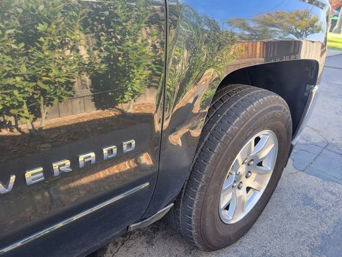 Used 2017 Chevrolet Silverado 1500 LT w/ All Star Edition image 17