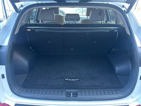 Used 2016 Hyundai Tucson Limited image 9